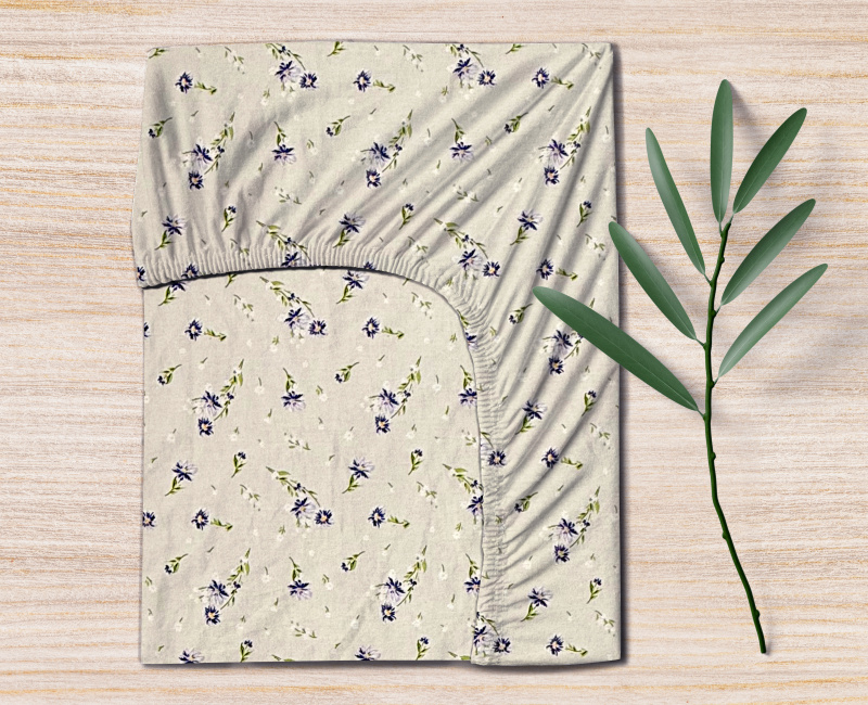 Ervi Bavlněné napínací prostěradlo - Fialová jemná louka