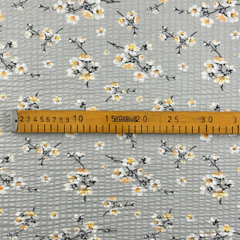 Ervi bavlna - krep š.240 cm - Třešňový květ na šedém č.25732-10, metráž