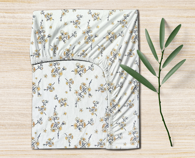 Ervi bavlněné napínací prostěradlo - Třešňový květ na bílém