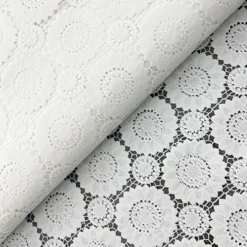 Ubrus PVC Easy Lace- krajkový - 39 D, role 132cmx22m