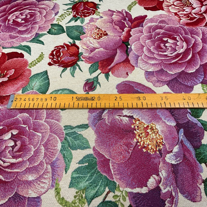 Ervi Gobelínový ubrus na stůl čtvercový - Magie růží