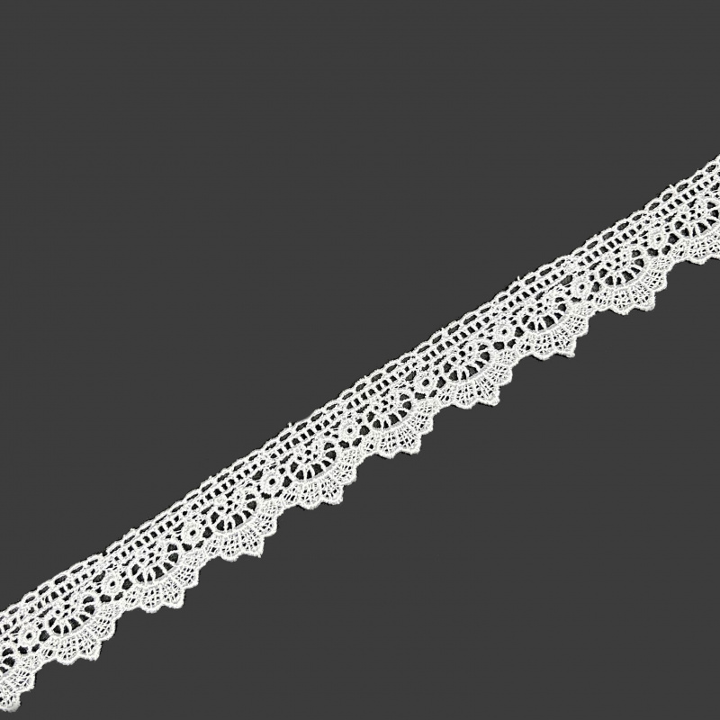 Krajka bíla - 70203 šíře 30 mm , metráž