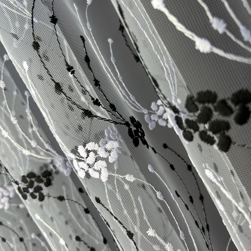 Ervi žakárová Luxusní záclona s výšivkou 7942 - bílá-černá, metráž