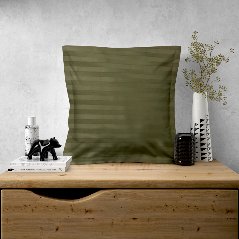 Ervi Saténový Damaškový povlak na polštář s lemem DELUXE - Olivový zirkón