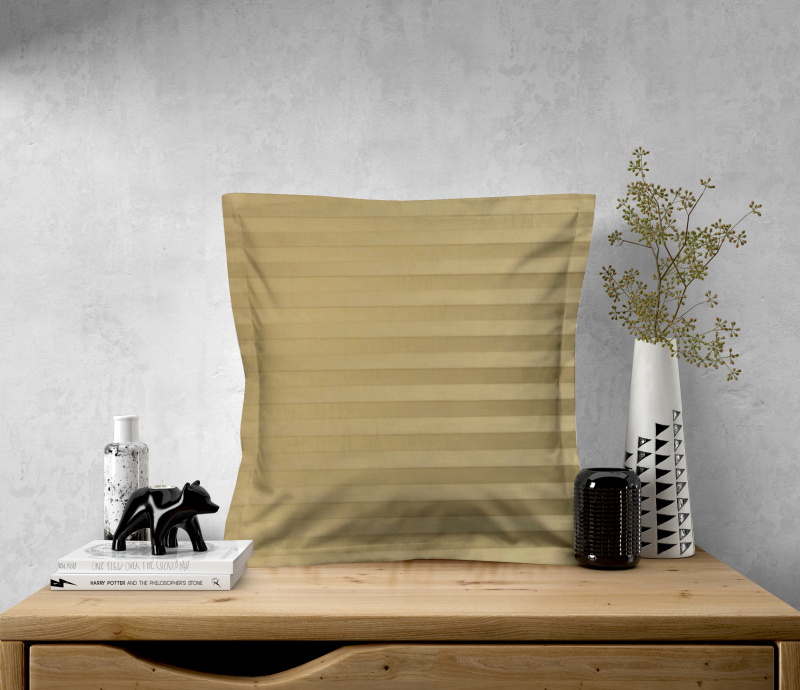 Ervi Saténový Damaškový povlak na polštář s lemem DELUXE - Gold