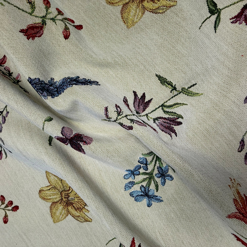 Ervi Gobelínový ubrus na stůl obdélníkový - Narcisová romance